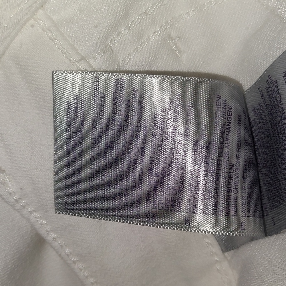 NYDJ Marilyn Straight Lift Lux Capri Jeans - Picture 10 of 10